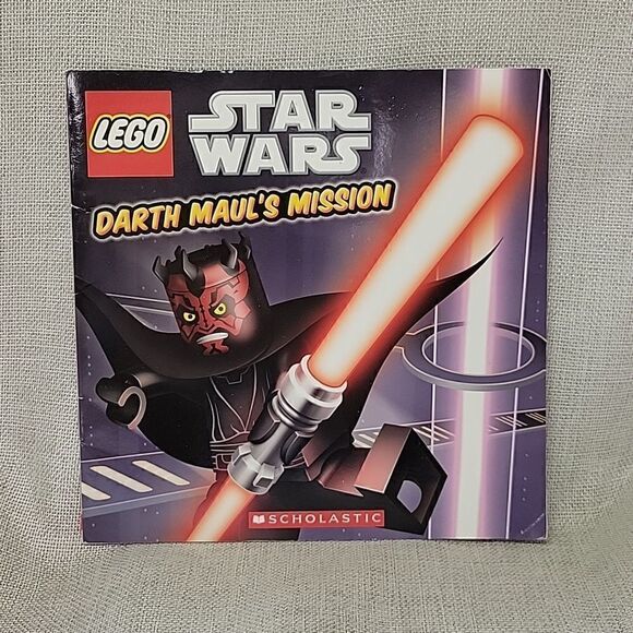 5 Star Wars paperback books and 3 McDonald's Happy Meal toys - Picture 9 of 11